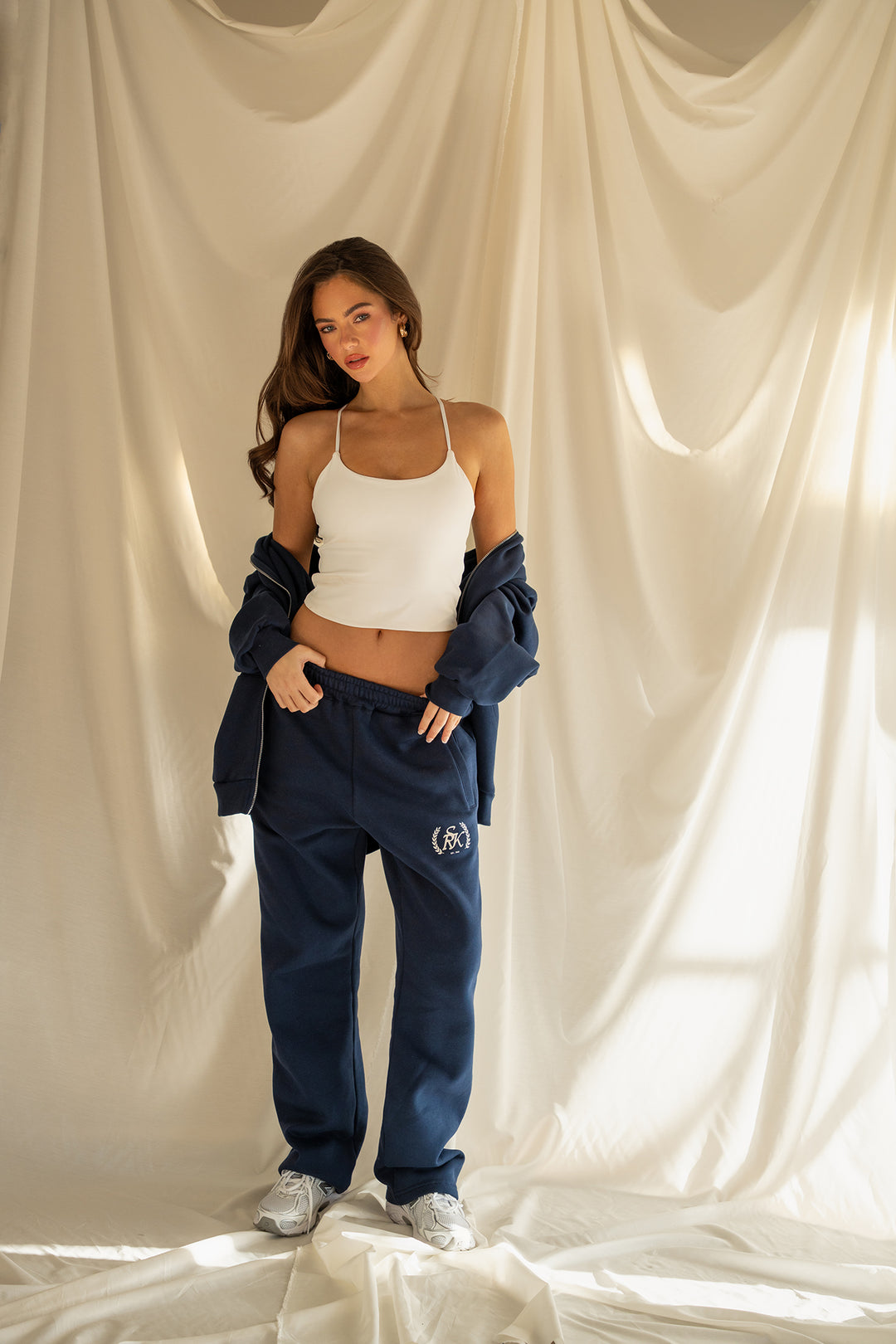 'The New Rich' Straight joggers 'Navy'