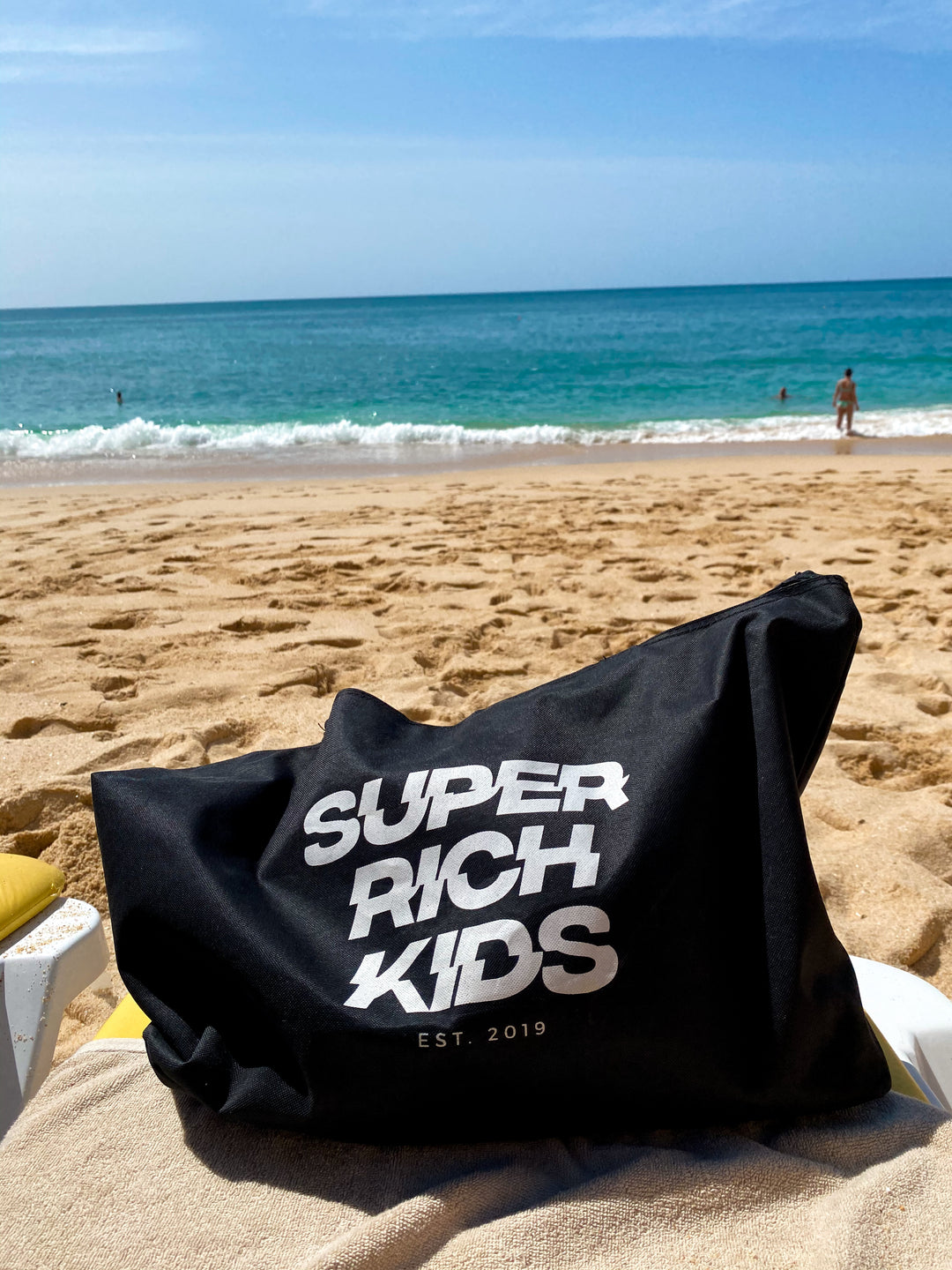 SRK BLACK & WHITE BEACH BAG