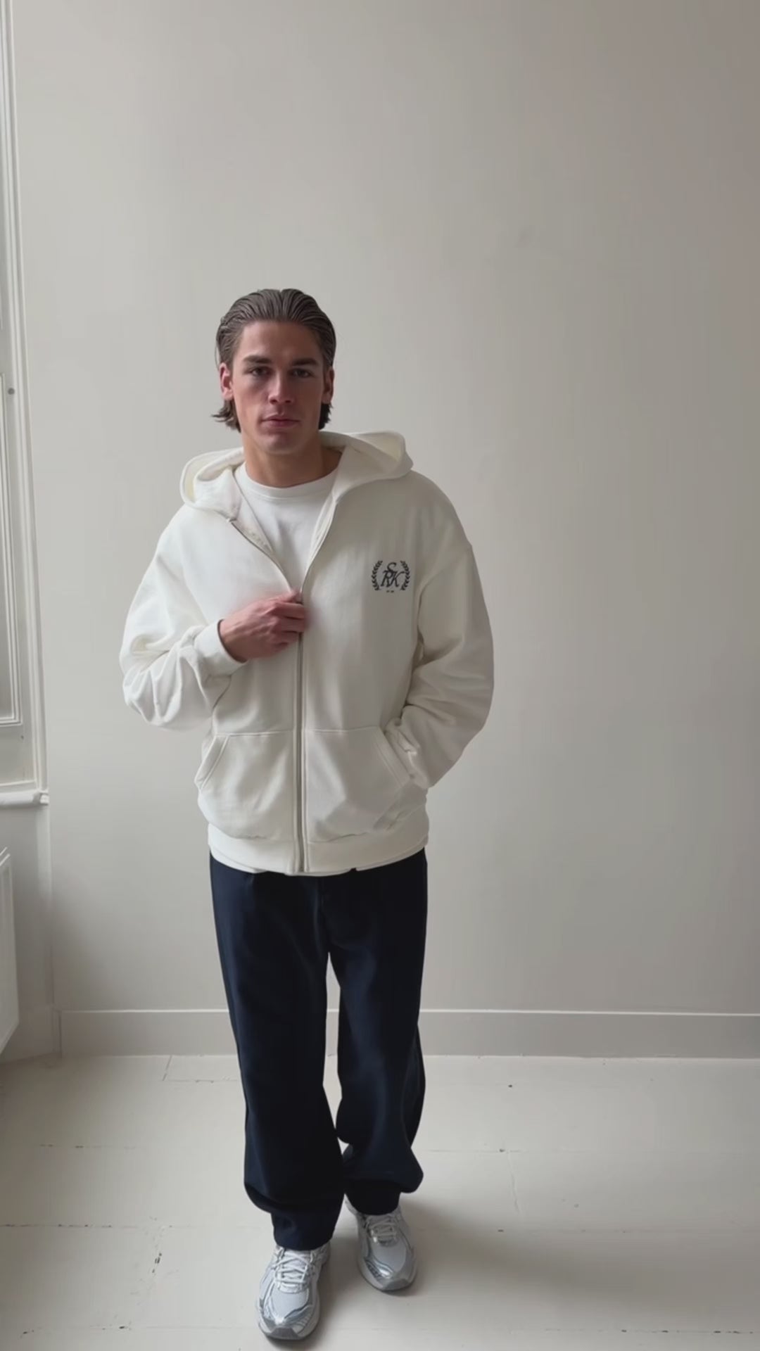 'The New Rich' Zip Up Hoodie 'Off White & Navy'