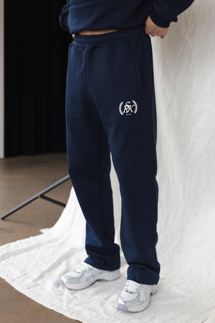 'The New Rich' Straight Joggers 'Navy'