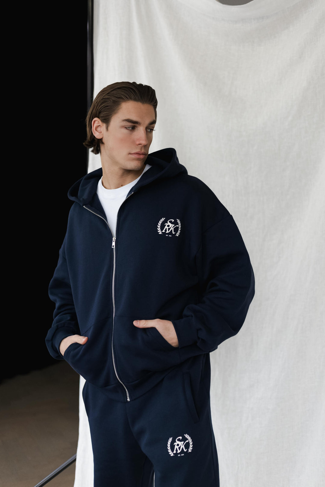 'The New Rich' Zip up Hoodie 'Navy'
