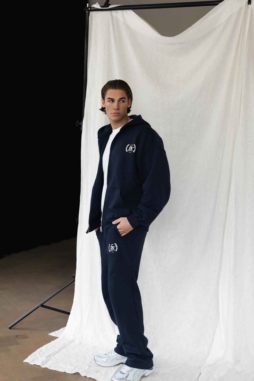 'The New Rich' Zip up Hoodie 'Navy'